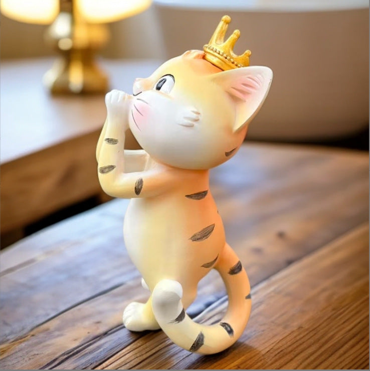 Crown Cat Resin Statue – Cute Praying Cat Garden Decor