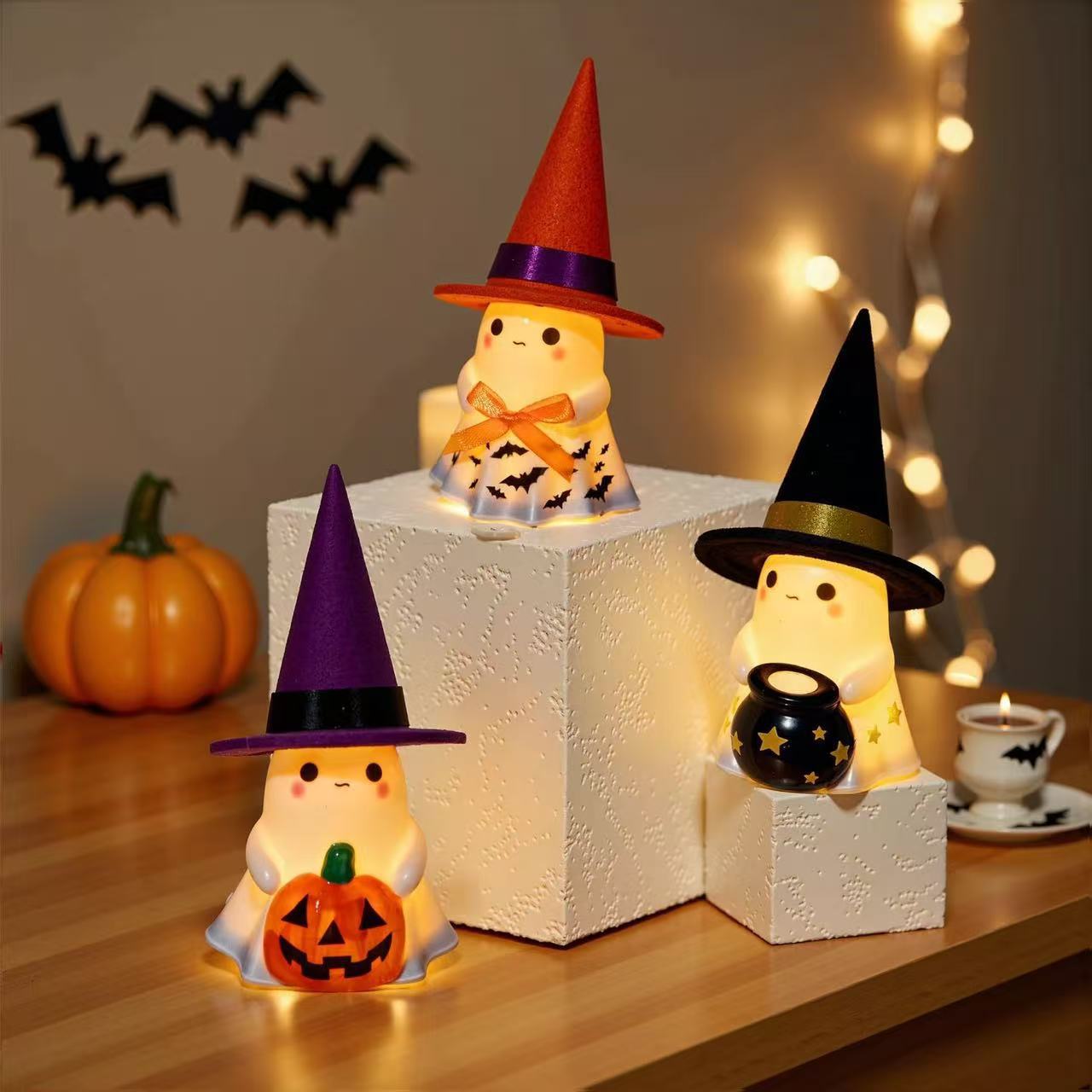Halloween Glowing Ghost Figurine – Outdoor Standing Resin Porch & Garden Decor