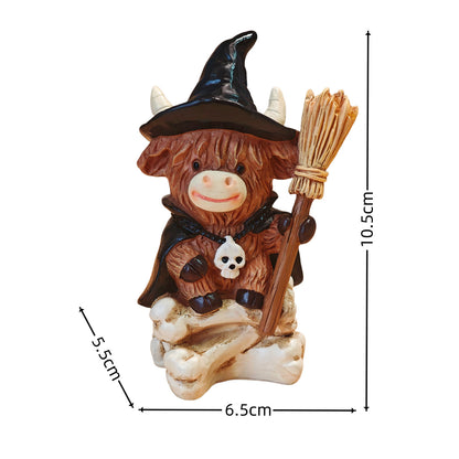 Halloween Witch Highland Cow Resin Figurine – Pumpkin Broom Festive Home Decor