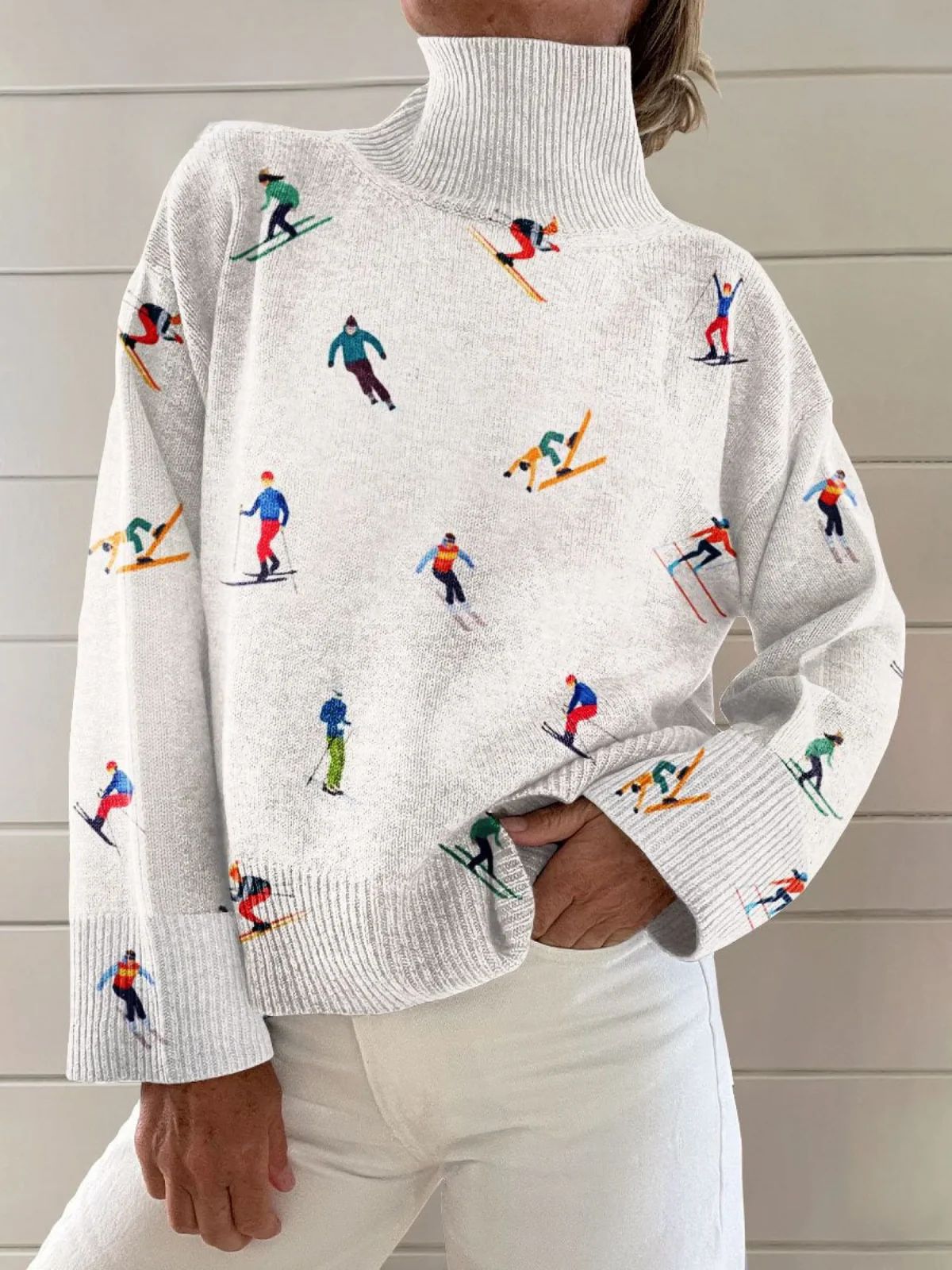 Festive Christmas Print Turtleneck Sweater for Women – Cozy Knit Pullover with Holiday Reindeer & Snowflake Design