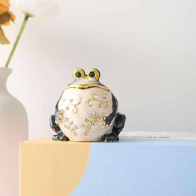 Enamel Jewelry Trinket Box – Creative Metal Gift for Rings & Keepsakes