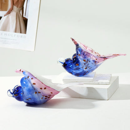 Colorful Glass Conch Shell Sculpture – Modern Luxury Nautical Decor