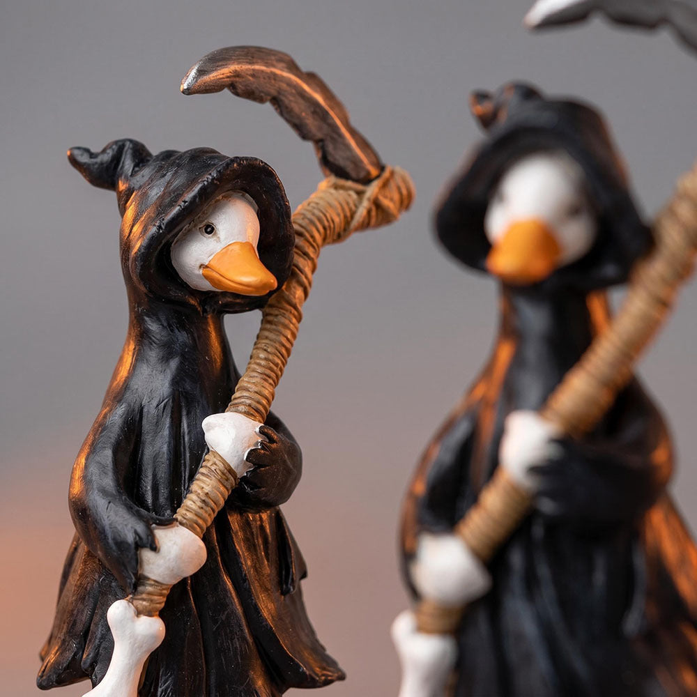 Halloween Duck Figurine Collection – Mummy, Pumpkin, Reaper, Witch & Ghost Resin Desk Decor