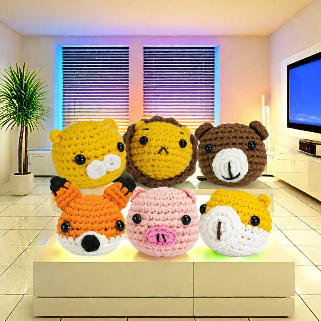 Wool hand-woven small animal doll DIY handmade crochet wool bag material package