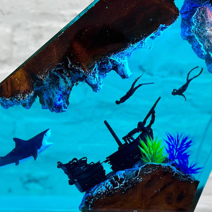 【Unique Summer Gifts】Great White Shark and Diver Night Lights