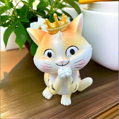 Crown Cat Resin Statue – Cute Praying Cat Garden Decor